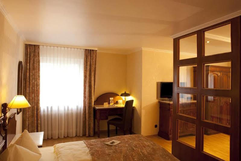 Ff&E Hotel Bavaria Fürth Dış mekan fotoğraf