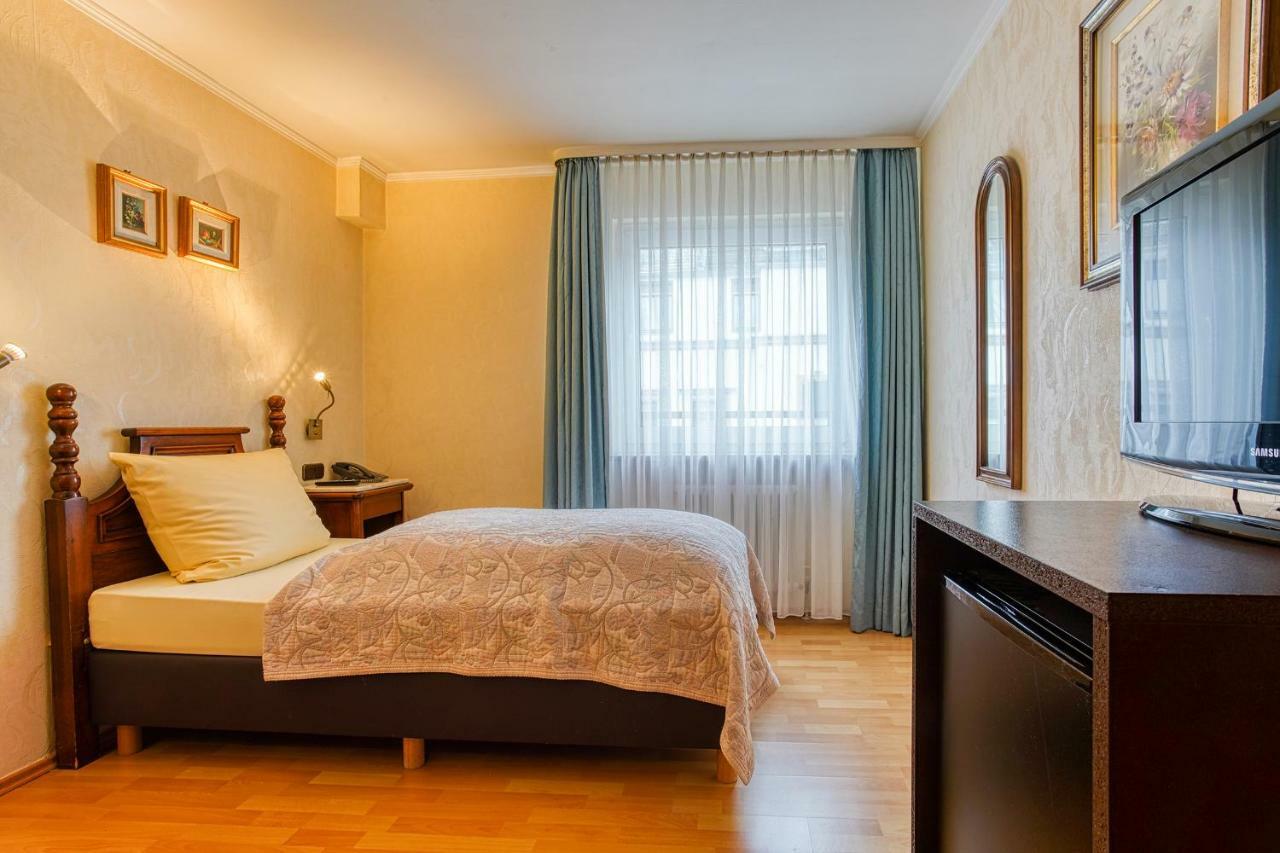 Ff&E Hotel Bavaria Fürth Dış mekan fotoğraf