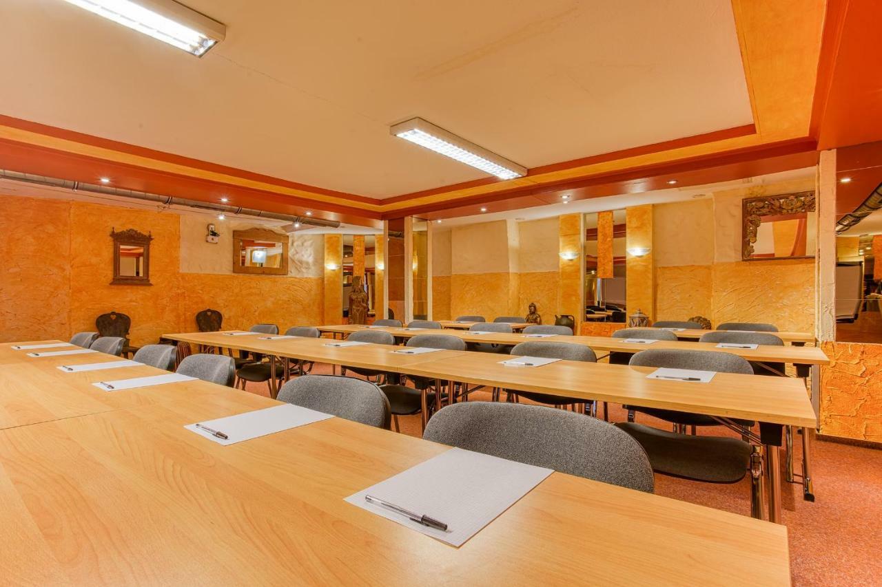 Ff&E Hotel Bavaria Fürth Dış mekan fotoğraf