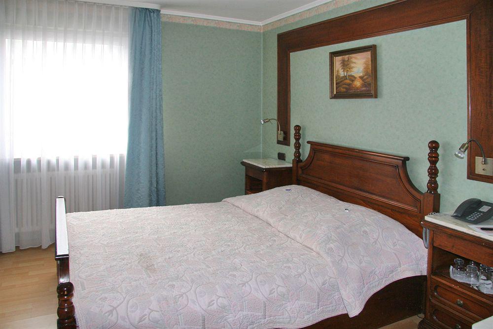 Ff&E Hotel Bavaria Fürth Dış mekan fotoğraf
